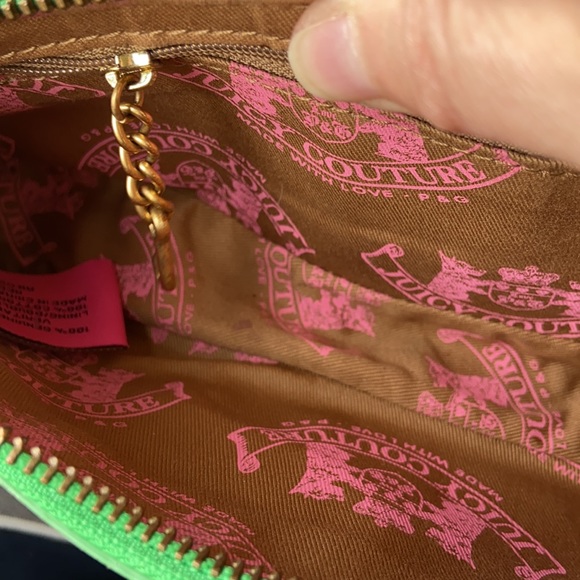 Vintage Juicy Couture Y2K Apple Green Leather shoulder bag baguette purse charms - Picture 15 of 15